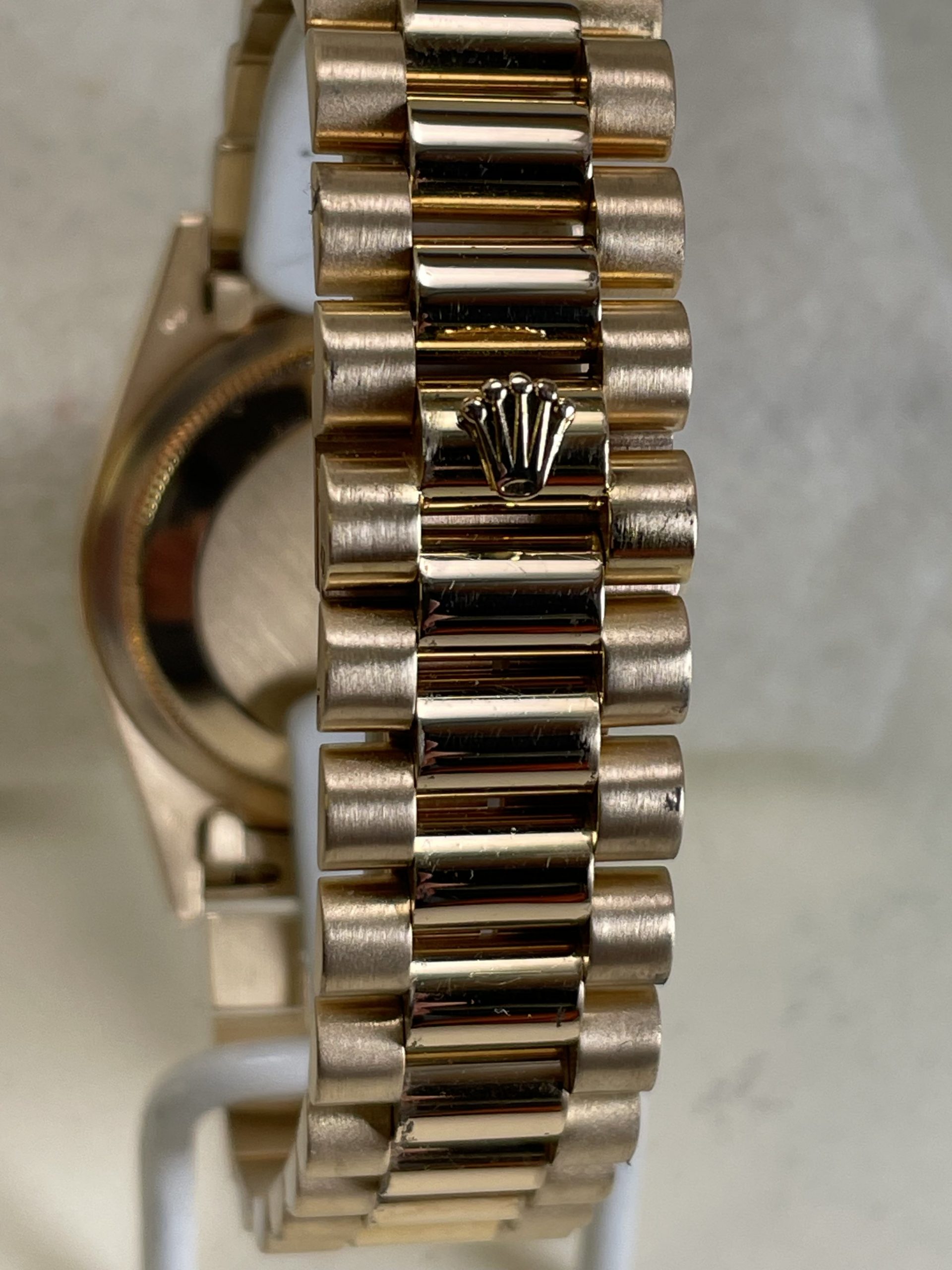 Men's Rolex Day-Date President #18238 Full Set, Black Dial 18K Gold - Image 2